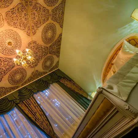 Jmr Royal -luxury & Private Sauna Hotel 4*