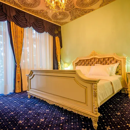 Jmr Royal -luxury & Private Sauna Hotel 4*