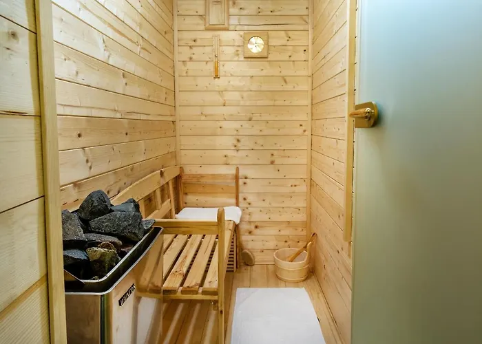 Jmr Royal -luxury & Private Sauna Hotel